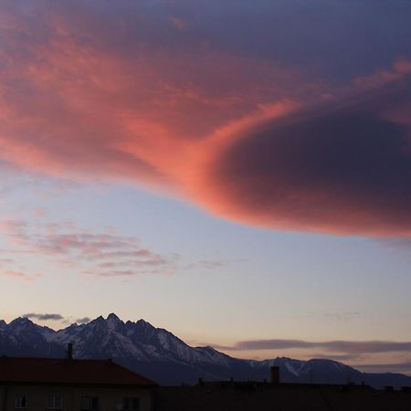 Renmir Poprad Exterior foto